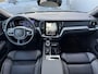Volvo V60 T6 Automaat AWD Plus Black Edition | Nappa Leder/Open Grid Charcoal sportstoelen | 19 inch Lichtmetalen velgen Black | Extra getint glas | Trekhaak semi elektrisch inklapbaar | Elektrisch bediend en verwarmbare voorstoelen | Grafisch head-up display