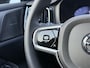 Volvo V60 T6 Automaat AWD Plus Black Edition | Nappa Leder/Open Grid Charcoal sportstoelen | 19 inch Lichtmetalen velgen Black | Extra getint glas | Trekhaak semi elektrisch inklapbaar | Elektrisch bediend en verwarmbare voorstoelen | Grafisch head-up display