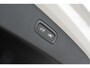 Volvo ES90 Single Motor Extended Range Ultra 92 kWh Elektrochromatisch Panoramadak | Actieve luchtvering met FOUR-C | Chrome Pack | Hogeresolutie Pixel-Lampen | Bowers & Wilkins Audiosysteem | 22" 5-Y-spaaks Glossy Black Diamond Cut | 4-Zone Electronic Climate Control | Soft Close | 360°-camera met 3D-weergave | Volvo Guard Alarm | BLIS™ (Blind Spot Information System) | Elektrisch Verstelbare Stuurkolom | Head-up Display | Massagefunctie Voorstoelen | Voorstoelen Verwarmbaar | Achterbank Verwarmbaar | Stuurverwarming | Stoelventilatie