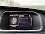 Volvo V40 2.0 T3 Dynamic Edition -150 PK-PANODAK-HARMAN/KARDON-TREKHAAK-FULL LED-DAB+-ORIGINEEL NEDERLANDS!-DEALER ONDERHOUDEN!