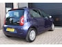 Volkswagen Up! 1.0 move up! BlueMotion NAVI PDC CRUISE LAGE KM STAND 1E EIG