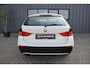 BMW X1 SDrive18i Executive * Pano * Navi * Xenon * 18" Breedset * Trekhaak * Mooie frisse auto