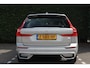Volvo XC60 2.0 T6 Plug-in hybrid AWD Plus Dark | Trekhaak | Panoramadak | 360-camera |
