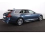 Volvo V90 T6 Recharge AWD Core Bright - IntelliSafe Assist & Surround - Harman/Kardon audio - Adaptieve LED koplampen - Parkeercamera achter - Verwarmde voorstoelen, stuur & achterbank - Parkeersensoren voor & achter - Elektr. bedienb. voorstoelen met geheugen - Extra getint glas - Elektr. inklapbare trekhaak - 18' LMV