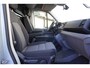 Volkswagen Crafter 35 2.0 TDI 177 PK L3H2 Automaat nr. V002 | Airco | Cruise | 2x geveerde stoel | Apple CP-Android auto