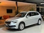 Skoda Kamiq 1.0 TSI Sport Business Garantie Carplay StoelVW Lane Ass Front Ass DAB Cruise Clima Navi LED Rijklaar