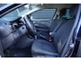 Renault Clio 0.9 TCe Limited | Navigatie | PDC | Cruise |
