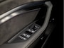Audi E-tron e-tron 50 quattro Launch edition Black 71 kWh (PANORAMADAK, BLACK EDITION, APPLE CARPLAY, ZWART HEMEL, STOELVERWARMING, MEMORY STOELEN, ADAPTIVE CRUISE, RODE REMKLAUWEN, NIEUWSTAAT)