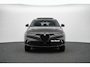 Alfa Romeo Tonale 1.3T PHEV 280pk Sprint | Camera | Electrisch Schuifdak | Climate control | Navigatie | Stoel en Stuurverwarming | Parkeersensoren voor + achter |