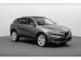 Alfa Romeo Tonale 1.3T PHEV 280pk Sprint | Camera | Electrisch Schuifdak | Climate control | Navigatie | Stoel en Stuurverwarming | Parkeersensoren voor + achter |