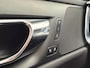 Volvo V60 2.0 T6 Recharge AWD R-Design|SOH 93%|Adaptive|Stoelverwarming|Memory|Trekhaak