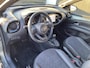 Toyota Aygo X 1.0 VVT-i S-CVT Envy Automaat, 1e eign. NL-auto, Navigatie, Apple CarPlay/Android Auto, parkeersensoren, draadloze telefoonlader, camera, groen-zwarte bi-tone uitvoering!