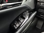 Mazda 3 2.0 e-SkyActiv-X M Hybrid 186 Takumi | Sunroof | Automaat | Stoel/stuurverwarming | BOSE- Premium audio | Elektrische geheugen stoelen | Lederen bekleding | Apple carplay/ Android auto | 360* camera | Full led adaptive |