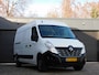 Renault Master T35 2.3 dCi L2H3 NAVI! CRUISE! AIRCO! TREKHAAK!