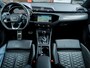 Audi RS Q3 TFSI | SONOS Audio | Adaptive Demping | RS Plus Zetels Diamant | Audi Sport exhaust | Adaptieve Cruise Control | Virtual Cockpit | Carbon Interior | Black Optic | Audi Sport Individual Velgen | Rundleder | Alcantara | Camera | Stoelverwarming | Dode Hoek Detectie | Afgevlakt Stuurwiel |