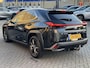 Lexus UX 250h First Edition NL-AUTO TREKHAAK TRIPLE-LED KEYLESS PARK-SENSOREN CAMERA EL-ACHTERKLEP NAVI