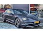 Porsche Taycan Cross Turismo 4 93 kWh | NAP | 1e eigenaar | Sportschrono | PLDS+ | Alcantara stuurwiel | Pano | Luchtvering