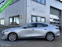 Mazda 3 2.0 e-SkyActiv-G M Hybrid 122 Luxury Leer Stoel-/stuurverw. Bose 360ºCam Carplay Keyless Trekh. etc.