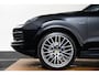 Porsche Cayenne Coupé 3.0 E-Hybrid Trekhaak - Comfortstoelen - Stoelventilatie/verwarming - Adaptieve luchtvering - Achterasbesturing - Head up - Privacy glas - Adaptieve cruise control - BOSE - ParkAssistent -