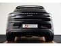 Porsche Cayenne Coupé 3.0 E-Hybrid Trekhaak - Comfortstoelen - Stoelventilatie/verwarming - Adaptieve luchtvering - Achterasbesturing - Head up - Privacy glas - Adaptieve cruise control - BOSE - ParkAssistent -