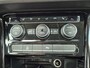 Volkswagen Touran 1.5 TSI R-Line Exclusive 7p,afn.Trekhaak,Navigatie,parkeersensoren/Camera,stoelverwarming,