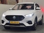 MG MG ZS 106 PK 1.5 APPLE CARPLAY NAVIGATIE BLUETOOTH LED VERLICHTING 17" LM VELGEN PARKEERSENSOREN ACHTER ZEER NETTE STAAT !! 3010