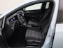 Volkswagen Golf 1.5eHybrid 200kW/272PK GTE · Navigatie · Trekhaak · 360°Camera + Parkeersensoren · Garantie t/m 20-03-2030 of 100000km.