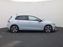 Volkswagen Golf 1.5eHybrid 200kW/272PK GTE · Navigatie · Trekhaak · 360°Camera + Parkeersensoren · Garantie t/m 20-03-2030 of 100000km.