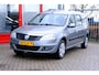 Dacia Logan MCV 1.6-16V Lauréate 7-pers Airco|Trekhaak|APK dec 2026!