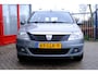 Dacia Logan MCV 1.6-16V Lauréate 7-pers Airco|Trekhaak|APK dec 2026!