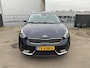 Kia Niro 1.6 GDi Hybrid DynamicLine NL-auto, boekjes compleet, parkeersensoren, cruise control, navigatie, Apple CarPlay/Android Auto, achteruitrijcamera