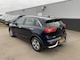 Kia Niro 1.6 GDi Hybrid DynamicLine NL-auto, boekjes compleet, parkeersensoren, cruise control, navigatie, Apple CarPlay/Android Auto, achteruitrijcamera