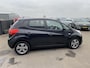 Kia Venga 1.6 CVVT DynamicPLusLine Automaat, NL-auto, 1e eigen., boekjes compleet, navigatie, achteruitrij camera, cruise control, lage KM stand!