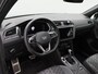 Volkswagen Tiguan 1.5 TSi R-Line Business 150 Pk Automaat | Black Style | Panoramadak | Trekhaak | Virtual Cockpit | Adaptive Cruise | Achteruitrijcamera | 19 Inch | 21.374 Km!
