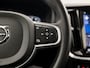 Volvo V60 2.0 B3 luxury Automaat (APPLE CARPLAY, DEALER ONDERHOUDEN, DAB+, SPORTSTOELEN, LED KOPLAMPEN, ADAPTIVE CRUISE CONTROL, BLUETOOTH, NIEUWSTAAT)