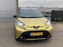 Toyota Aygo X 1.0 VVT-i MT Premium NL-auto vol luxe, boekjes compleet, dealer onderhouden! Stoelverwarming, parkeersensoren, navigatie, Apple CarPlay/Android Auto, JBL premium audio!