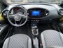 Toyota Aygo X 1.0 VVT-i MT Premium NL-auto vol luxe, boekjes compleet, dealer onderhouden! Stoelverwarming, parkeersensoren, navigatie, Apple CarPlay/Android Auto, JBL premium audio!