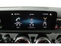 Mercedes-Benz A-klasse 250 e Business Solution AMG Limited (SFEERVERLICHTING, PANORAMADAK, CAMERA, STOELVERWARMING, 1e EIGENAAR)