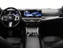 BMW 3-Serie Touring 320e M-Sport | Facelift | Panoramadak | Ele. stoelen + Geheugen | HUD | Sportstoelen | 360° Camera | Apple CarPlay/Android Auto | Cruise Control | Comfort Pakket | M-Sport Pro | HiFi | Curved Display |