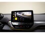 Volkswagen ID.4 Business 77 kWh 3 fase [ LED Stoelverwarming Adapt.cruise ]