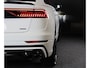 Audi Q8 55 TFSI e Quattro S Line / B & O / Camera / F1 / Cruise Control / Sfeerverlichting / Dig Cockpit / Matrix / Pdc / 23 Inch