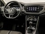 Volkswagen T-Roc 1.0 TSI Sportline (ZWART DAK, LED KOPLAMPEN, APPLE CARPLAY, ADAPTIVE CRUISECONTROL, STOELVERWARMING, CLIMATE CONTROL, GETINT GLAS, SPORTSTOELEN, NIEUWSTAAT)