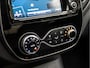 Renault Captur 1.3 TCe Intens 150Pk Automaat (APPLE CARPLAY, NAVIGATIE, CLIMATE, LEDER, LM VELGEN, SPORTSTOELEN, GETINT GLAS, CRUISE, NIEUWSTAAT)