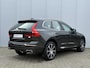 Volvo XC60 T6 Plug-in hybrid AWD 340PK Inscription | Luchtvering | Verwarmde voorstoelen & Stuurwiel | Adaptieve Cruise Control | BLIS Doedehoekdetectie | Trekhaak semi elektrisch inklapbaar | Harman Kardon audio