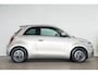 Fiat 500 Giorgio Armani Edition 42 kWh | Panoramadak | Climate Controle | Stoelverwarming | Camera | Apple Carplay & Android Auto |