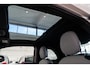 Fiat 500 Giorgio Armani Edition 42 kWh | Panoramadak | Climate Controle | Stoelverwarming | Camera | Apple Carplay & Android Auto |