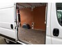 Peugeot Boxer 330 2.2 BlueHDi 120 L2H2 Premium ✅NAV✅Cr.Control