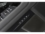 Land Rover Range Rover Evoque 1.5 P300e AWD R-Dynamic SE / Panoramadak / Elek stoelen / Meridian / Camera