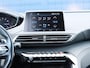 Peugeot 5008 1.2 PureTech Blue Lease Premium Avantage Automaat | Camera + Parkeersensoren voor | Elektrische Achterklep Hands-free | Apple Carplay & Android Auto