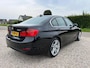BMW 3-Serie 320i High Executive Org. NL | Navi | Leer | PDC | NAP